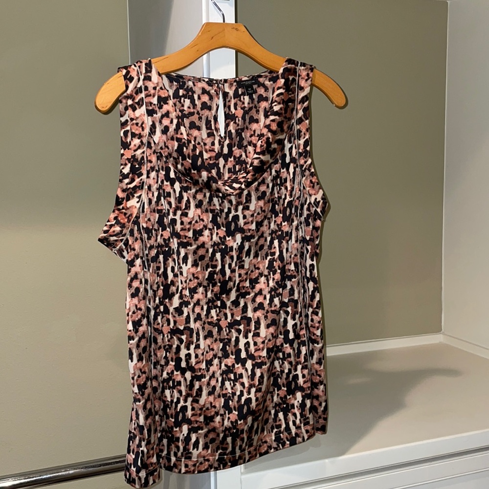 Draped neck shell